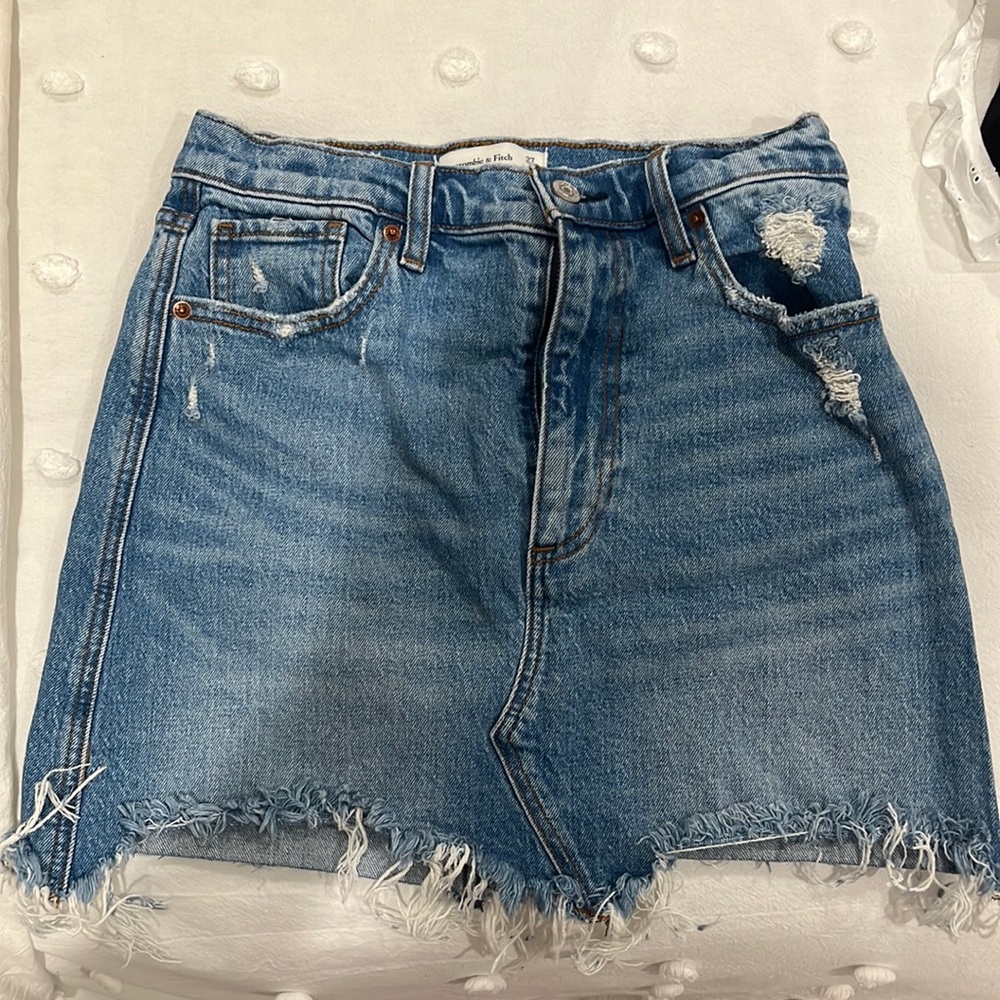 Abercombie and fitch denim skirt size 4 (27)